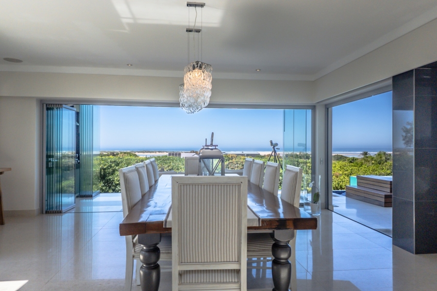 6 Bedroom Property for Sale in Keurbooms River Western Cape